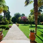 Le Facezie Bed & Breakfast 4*