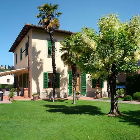 Le Facezie טרנובה ברצ'וליני