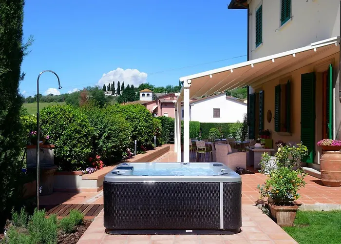 Le Facezie טרנובה ברצ'וליני