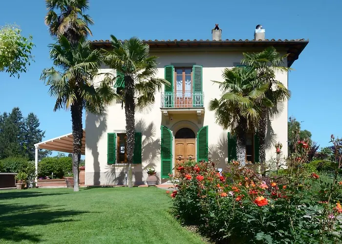 Le Facezie 4* טרנובה ברצ'וליני