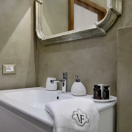 Le Facezie Bed & Breakfast